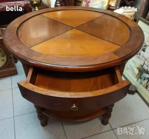 Стилна масивна маса- Швейцария !, снимка 2 - Антикварни и старинни предмети - 54287634