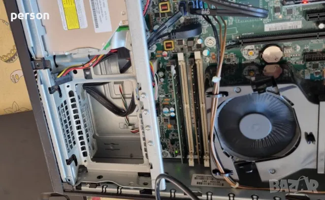  HP 800 G2 Компютър настолен G4400 8гб рам 500гб ХДД перфектен, снимка 4 - Работни компютри - 47911633