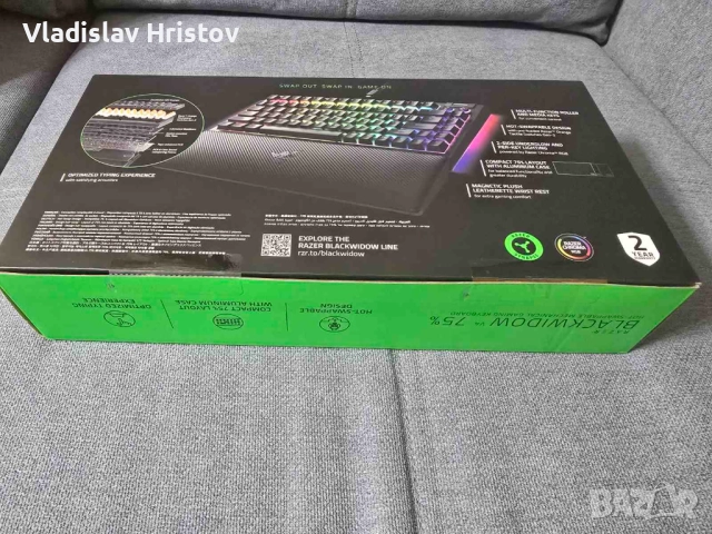 Неразопакована - Razer BlackWidow V4 75% - Гаранция, снимка 3 - Клавиатури и мишки - 52990640
