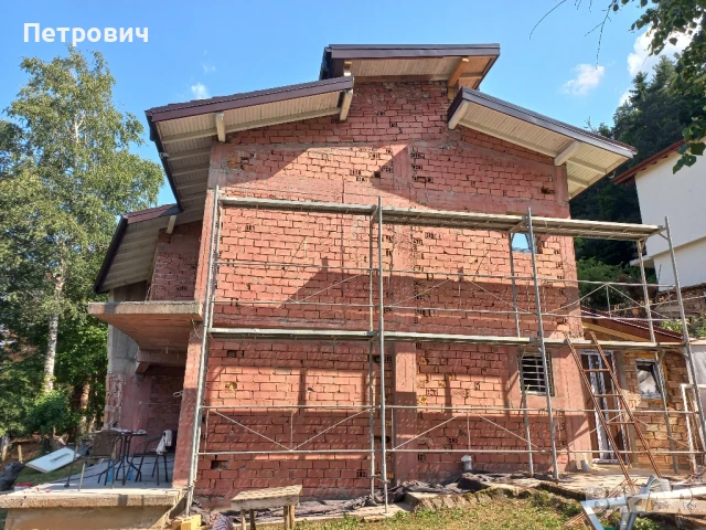 Направа на всякакъв вид покриви, градински бараки, навеси, барбекюта!, снимка 12 - Ремонти на покриви - 48909501