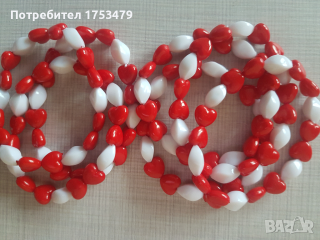 Мартеници на ластик, снимка 3 - Гривни - 36485781