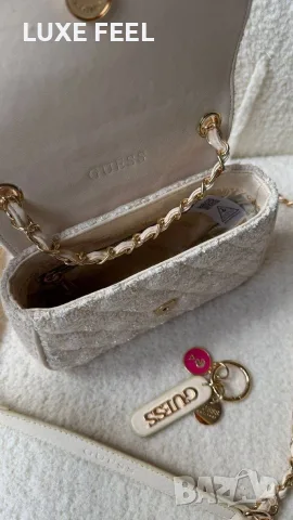 Guess ✨Дамски Чанти , снимка 14 - Чанти - 55952577