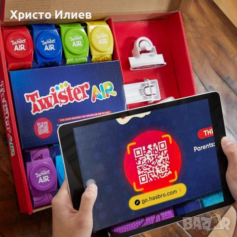 Настолна игра Hasbro Twister Air Детска Туистър Air Game, снимка 7 - Други - 53316657