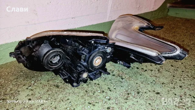 Ляв фар фарове Тойота Toyota Prius 2010-2014, снимка 4 - Части - 47461055