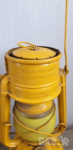 Фенер Feuerhand Storm 276 Baby Special жълт, снимка 2 - Антикварни и старинни предмети - 54326055