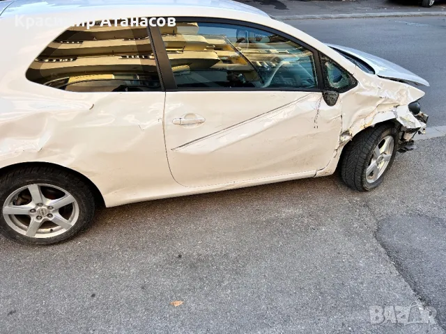 Предпазен колан преден ляв за Тойота аурис. 73220-02221, снимка 11 - Части - 49652986