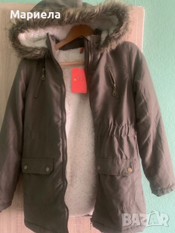 Продавам чисто ново пухкаво яке.