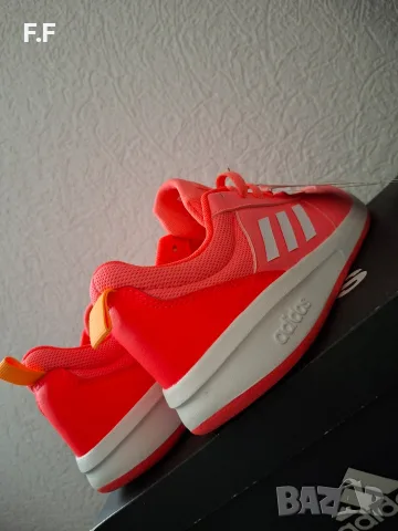 Adidas-Чисто нови!