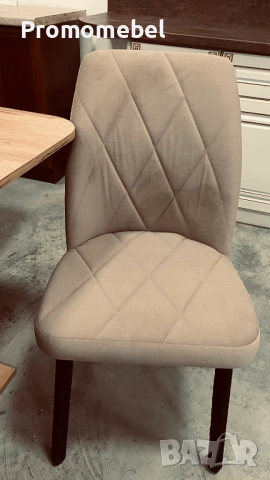 Нови трапезни столове с малки дефекти в тапицерията в светло кафяв цвят , снимка 2 - Столове - 54212060