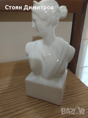 Класически порцеланов бюст на богиня Дияна, перфектно изпълнение чиста, нова , снимка 5 - Колекции - 51976798