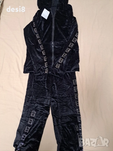 Дамски плюшен комплект