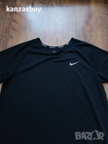 Nike - страхотна дамска тениска КАТО НОВА Л, снимка 3 - Тениски - 50886287