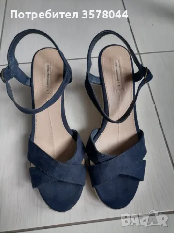 Сини сандали на платформа - марка OYSHO. , снимка 4 - Сандали - 49527636
