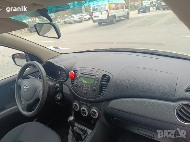 Хюндай i10, снимка 10 - Автомобили и джипове - 54240624