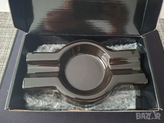 Пепелник за пури нов 