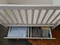 Бебешко легло с люлеещ механизъм, матрак, 2 чекмеджета и въртележка, снимка 4