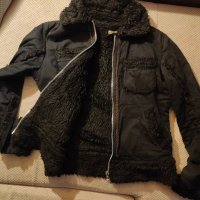 Черно палто 12-13г., снимка 1 - Детски якета и елеци - 31238159