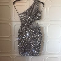 Сребриста блестяща рокля с пайети , снимка 4 - Бански костюми - 28143498