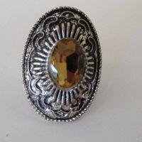  Елегантен пръстен с камък, нов, снимка 9 - Пръстени - 33883890