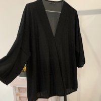 Дамска блуза в размер 48(2ХL), снимка 1 - Блузи с дълъг ръкав и пуловери - 44259874