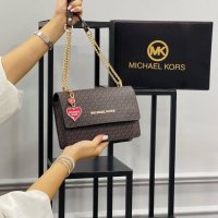 Michael kors дамска чанта през рамо лукс код 21, снимка 2 - Чанти - 38090924