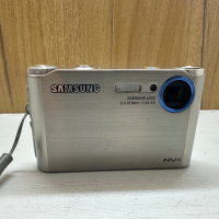 Фотоапарат Самсунг Samsung NV4 само за 100 лв с батерия, зарядно за батерия, снимка 1 - Фотоапарати - 44935356
