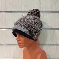 Нова зимна рошава шапка с пух/помпон, снимка 1 - Шапки - 35502463
