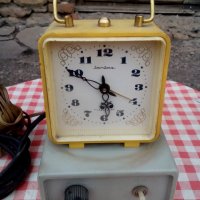 Стар часовник,часовников механизъм Янтар,Jantar, снимка 2 - Други ценни предмети - 29141669