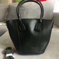 Черна дамска чанта, снимка 12 - Чанти - 35159390