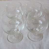Чаши на столче малки - 4 броя, снимка 3 - Чаши - 29607784