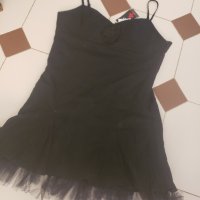 Черна рокля с тюл, снимка 1 - Рокли - 42263555