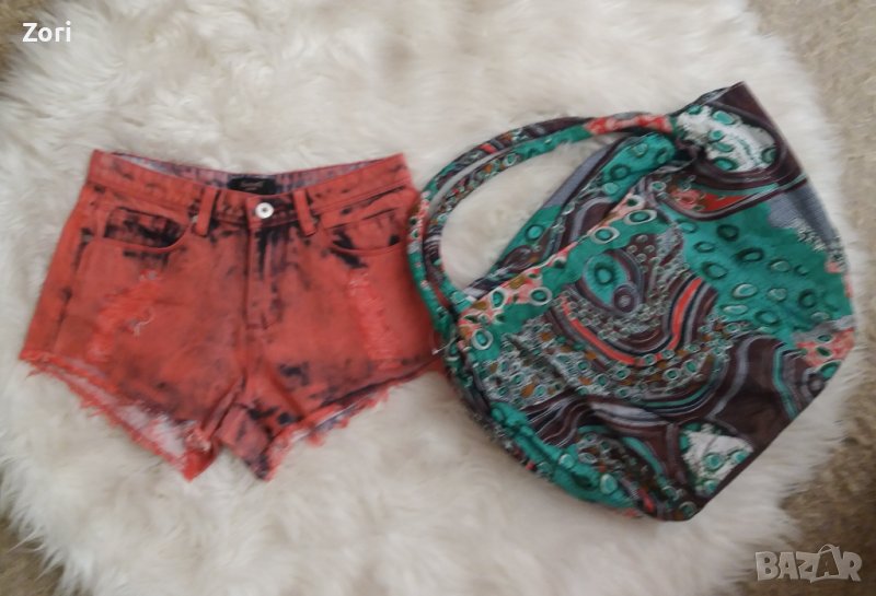 Дънкови панталонки в тъмен корал с накъсан ефект , снимка 1