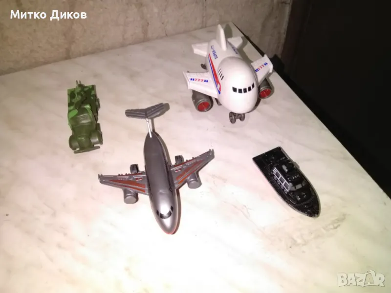 Сет самолети момиче танк параход и камион общо 6броя отлични, снимка 1