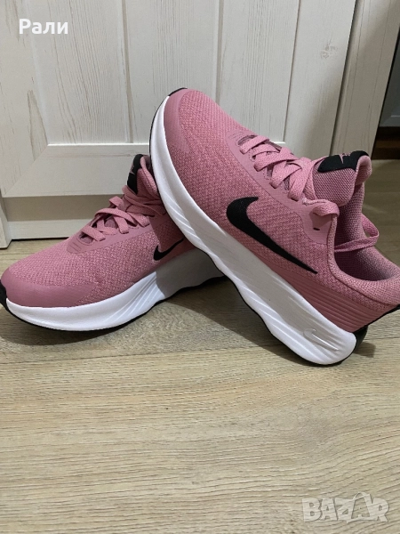 Дамски маратонки Nike 39 н., снимка 1