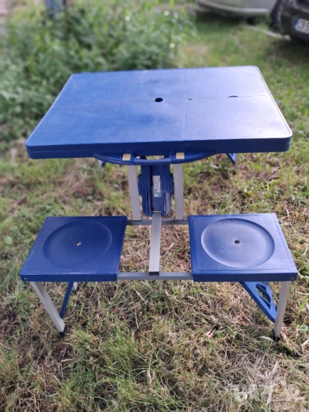 Туристическа маса със столчета, снимка 1