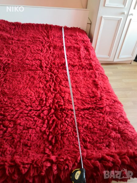 Ръчно тъкан ( губер ) от естествена вълна,Цвят малиново-4ервен, снимка 1