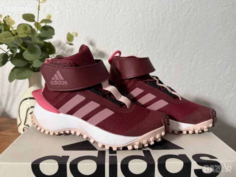 Децки спортни зимни обувки adidas, снимка 1