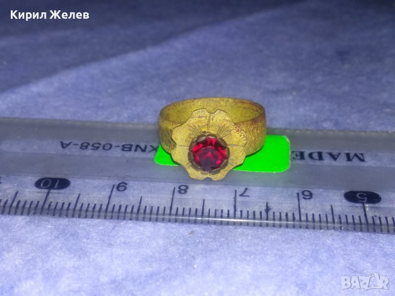 СТАРИНЕН СКЪПОЦЕН ФЛОРАЛЕН БРОНЗОВ РЕТРО ПРЪСТЕН - ЦВЕТЕ РЪЧНО ОРНАМЕНТИРАН с ФАСЕТИРАН ГРАНАТ 36617, снимка 1