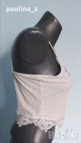 Три различни броя / Марков потник с дантела "women secret", "Romwe" и "H&M" , снимка 10 - Корсети, бюстиета, топове - 45108447