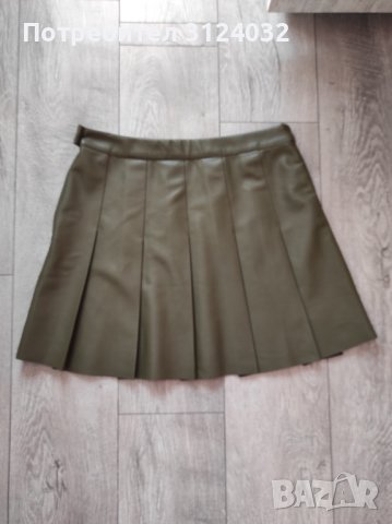 Продавам кожена пола в зелено, снимка 1 - Поли - 39819816