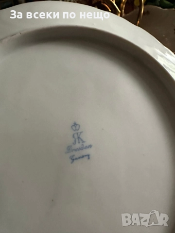 Nевероятно красиво немско плато с майсенски ръчно нарисувани подглазурно букети и цветя Код P1627, снимка 3 - Сервизи - 52917293