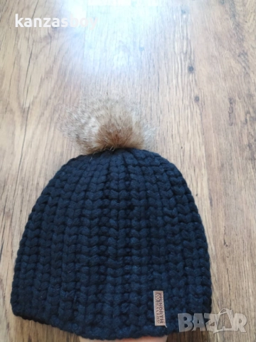 66°North - страхотна зимна шапка КАТО НОВА, снимка 5 - Шапки - 52239367