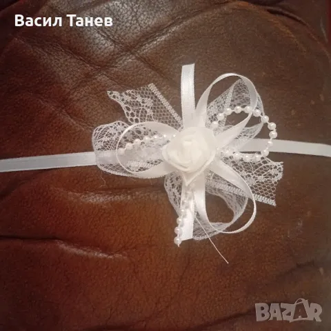 бюджетни бутониери за гости, снимка 4 - Сватбени аксесоари - 49586971