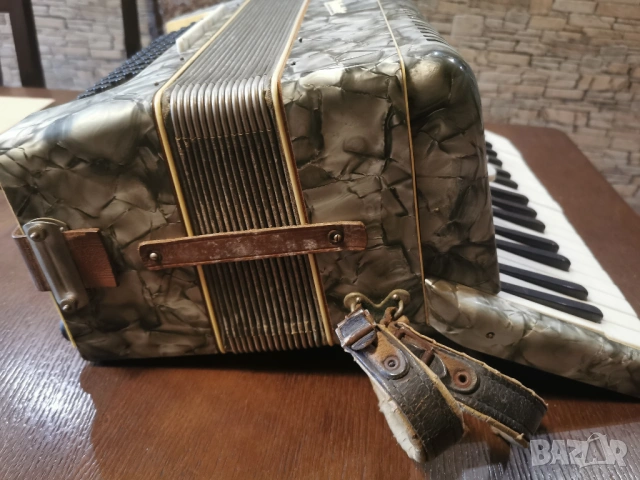 акордеон WELTMEISTER  - 80БАСА, снимка 5 - Акордеони - 53165256