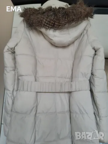 Яке бяло дамско дълго, с качулка с кожа гарнитура-М размер, снимка 2 - Якета - 49778491