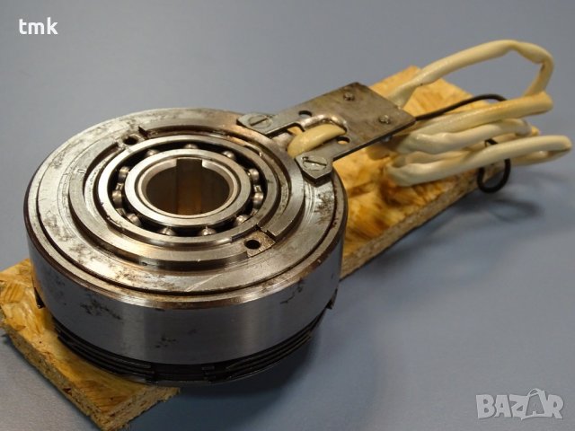 Съединител електро-магнитен Dessau KLDO 2.5 24V electromagnetic clutch, снимка 9 - Резервни части за машини - 38639122