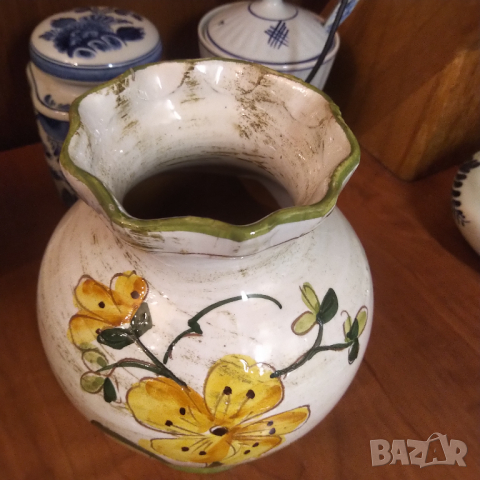 Италианска керамична ваза ръчна изработка , снимка 3 - Вази - 36532779