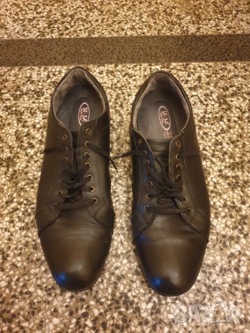 Мъжки обувки от естествена кожа