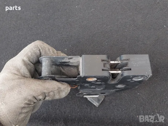 Ключалка Преден Капак Ауди А4 Б7 - А6 4F C6 (2), снимка 6 - Части - 49840106