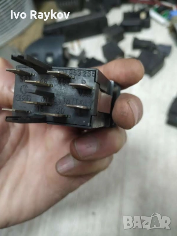 Бутон Авариини за VW Golf , Mk II , 191953235, снимка 5 - Части - 52679031